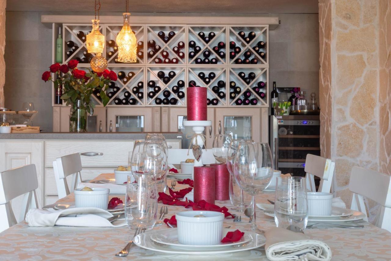 טרוגיר Villa Palace Al Nera מראה חיצוני תמונה