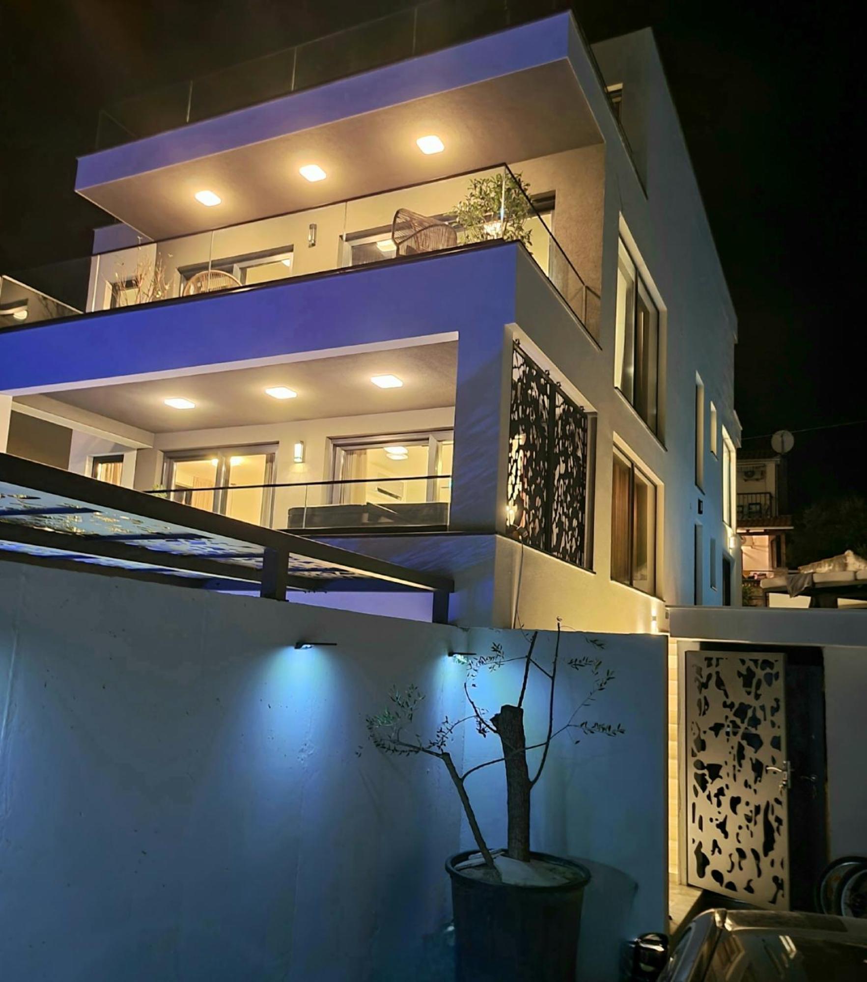 טרוגיר Villa Palace Al Nera מראה חיצוני תמונה