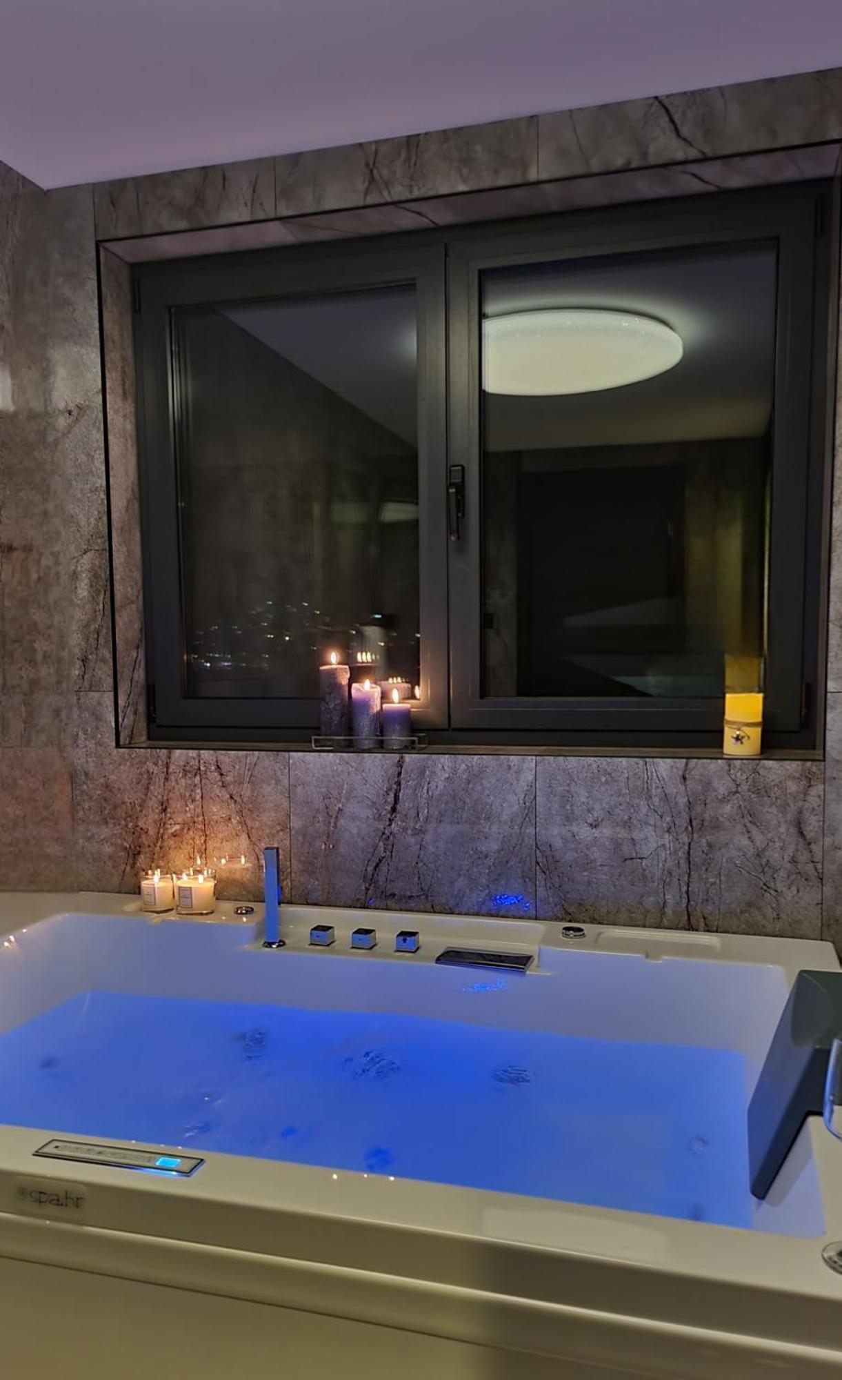 טרוגיר Villa Palace Al Nera מראה חיצוני תמונה